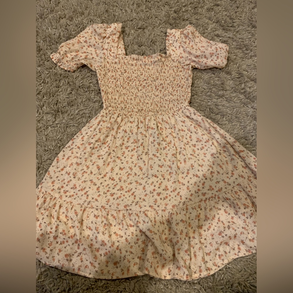 MINE, size M, floral fall dress